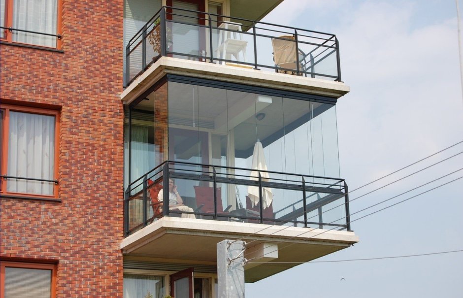 Беспрофильное остекление балконов