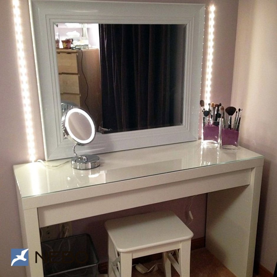 Зеркало для макияжа ikea