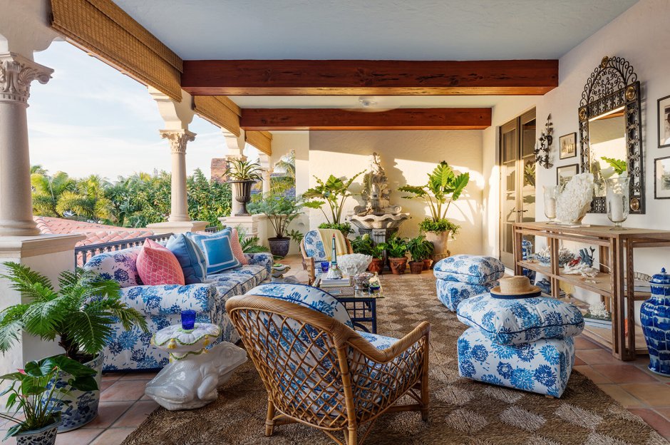 Mediterranean Style Loggia