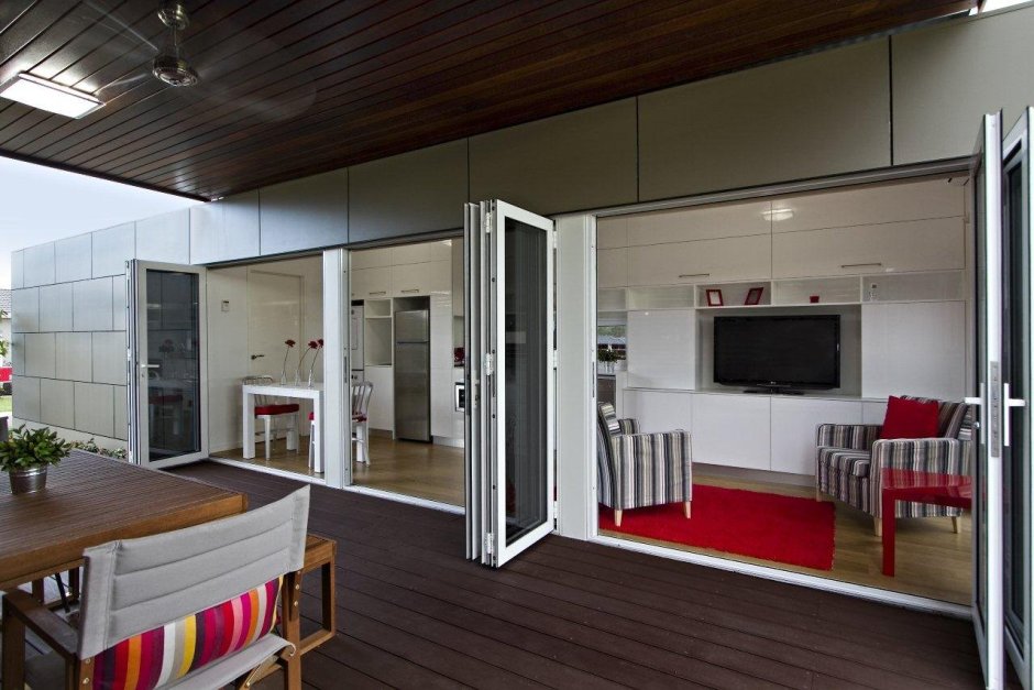 Prefabricated House внутри
