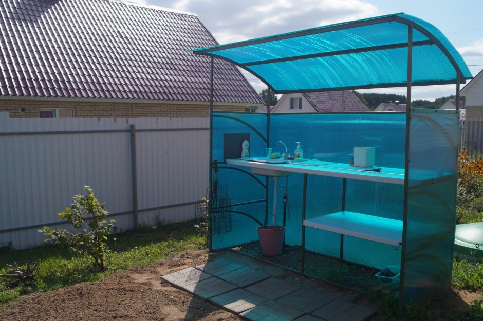 Летняя кухня для дачи из поликарбоната