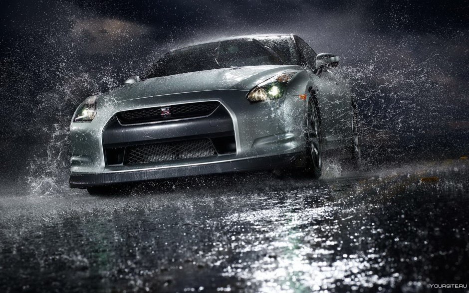 Nissan GTR r35 дождь