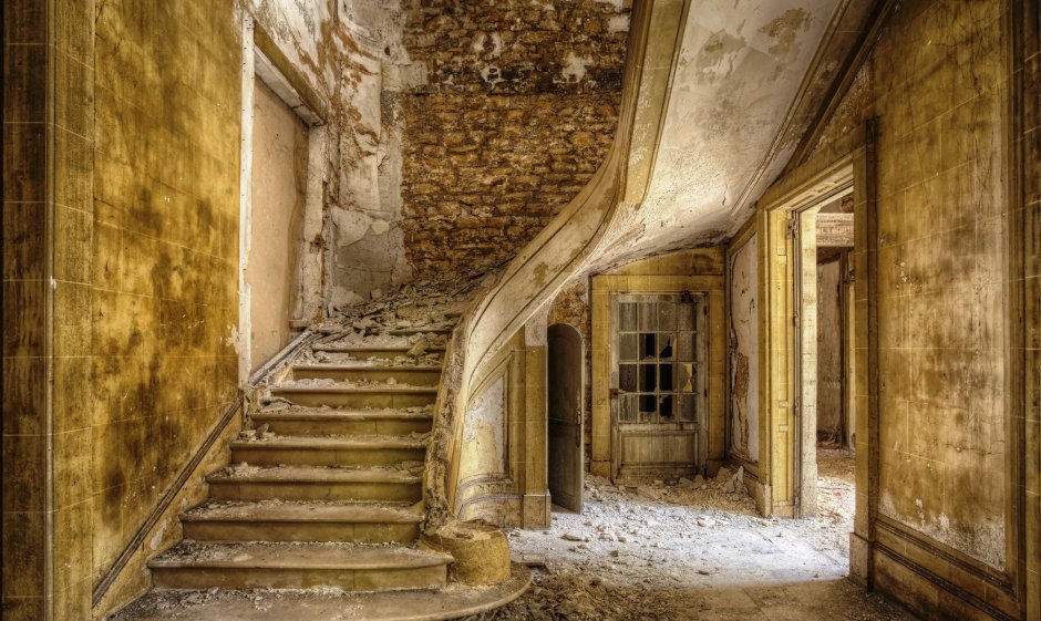 Старинные лестницы в замках