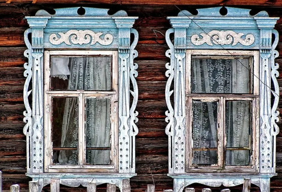 Старое деревенское окно