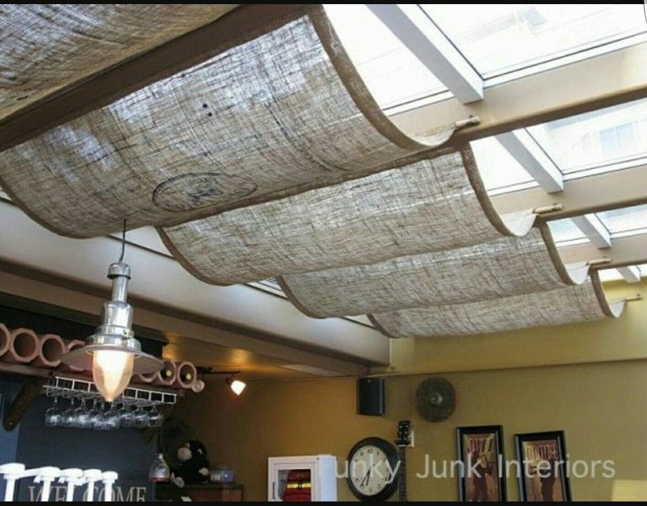 Мешковина на потолке