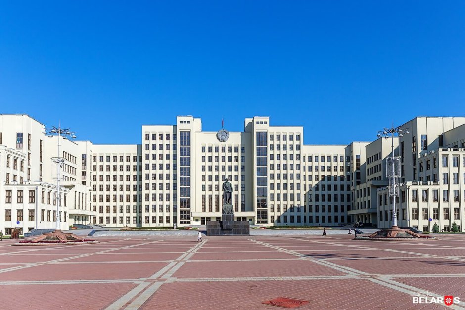 Дом правительства в Минске Лангбард