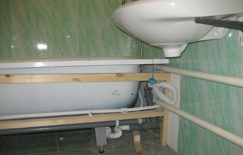 Монтаж пластиковых панелей в ванной
