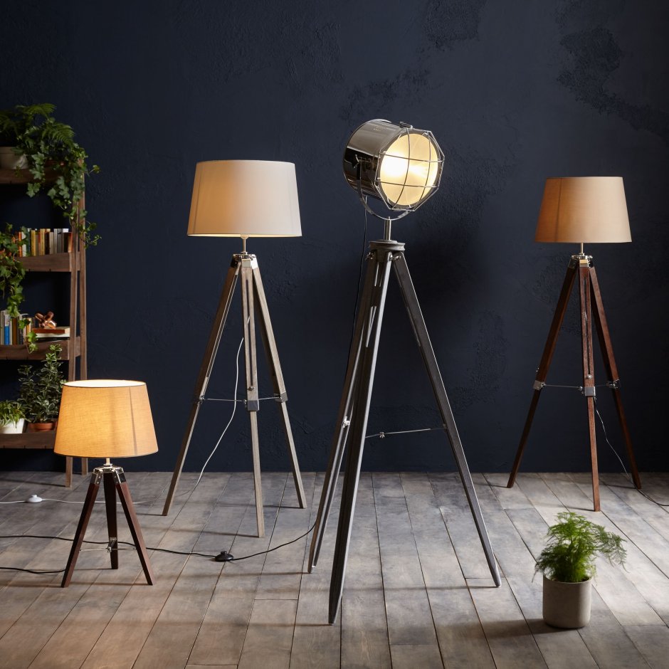 Торшер Tripod Floor Lamp