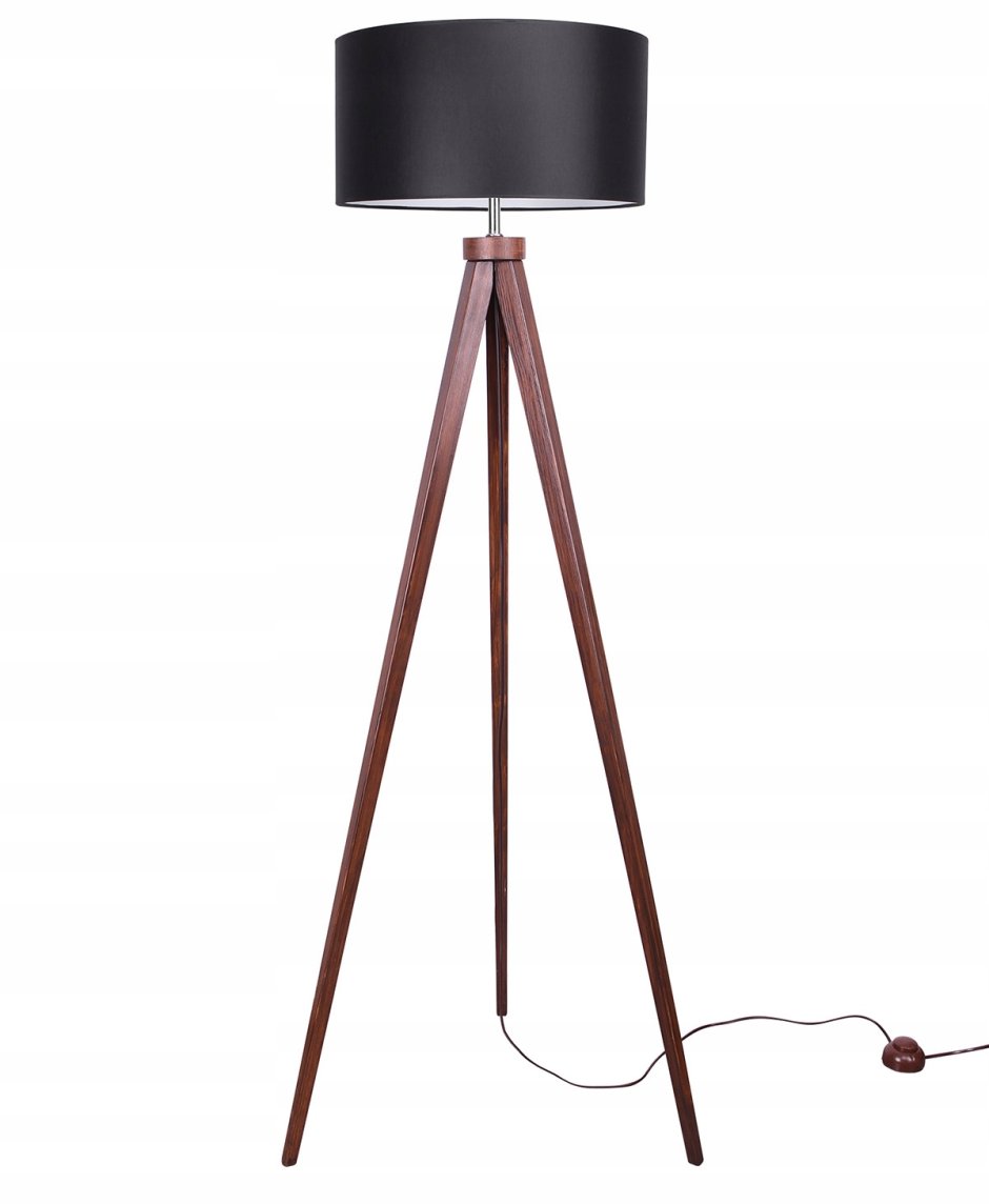 Торшер на треноге