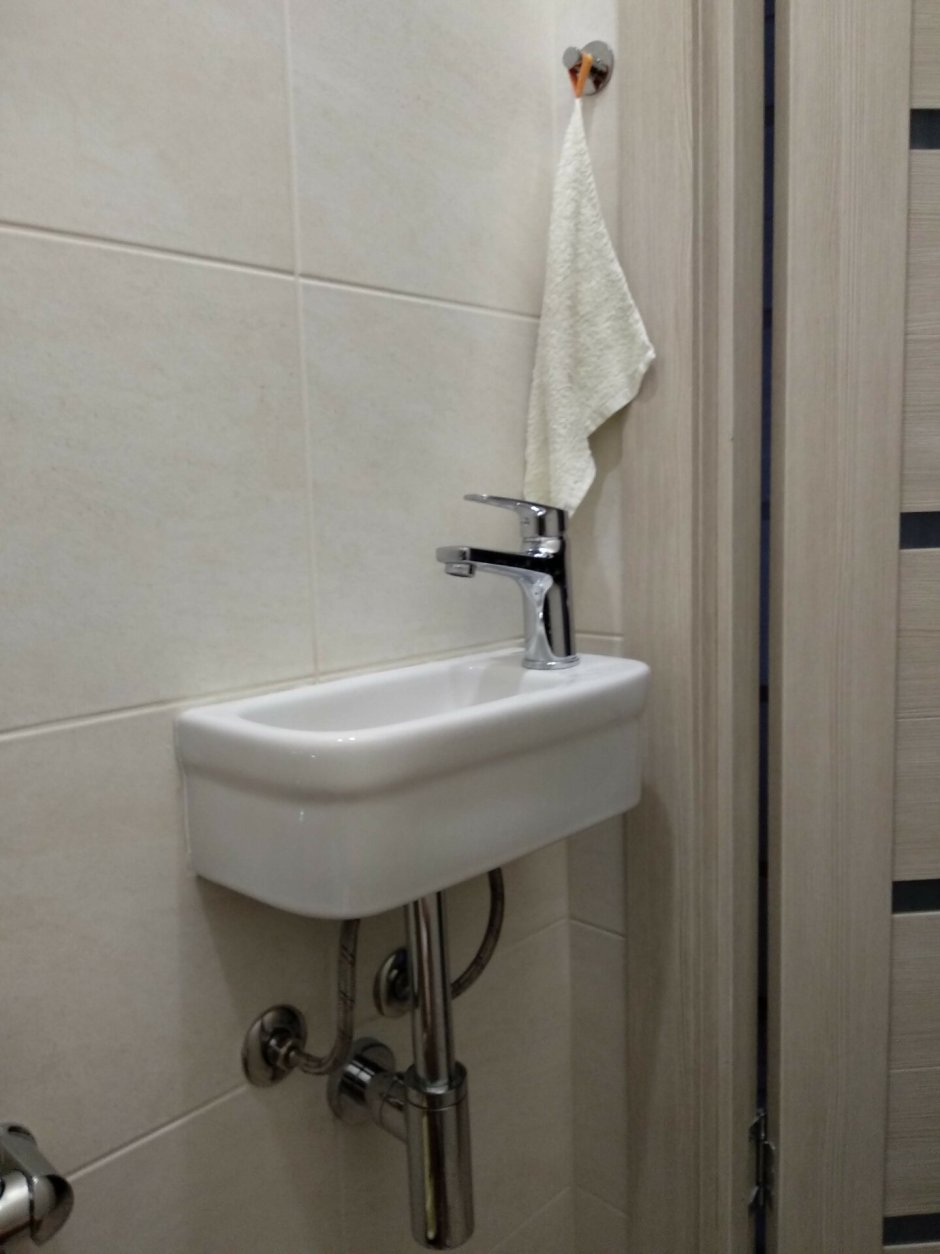 Мини раковина для туалета Grohe 39327000