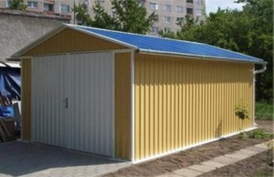 Двухэтажный гараж из сэндвич панелей