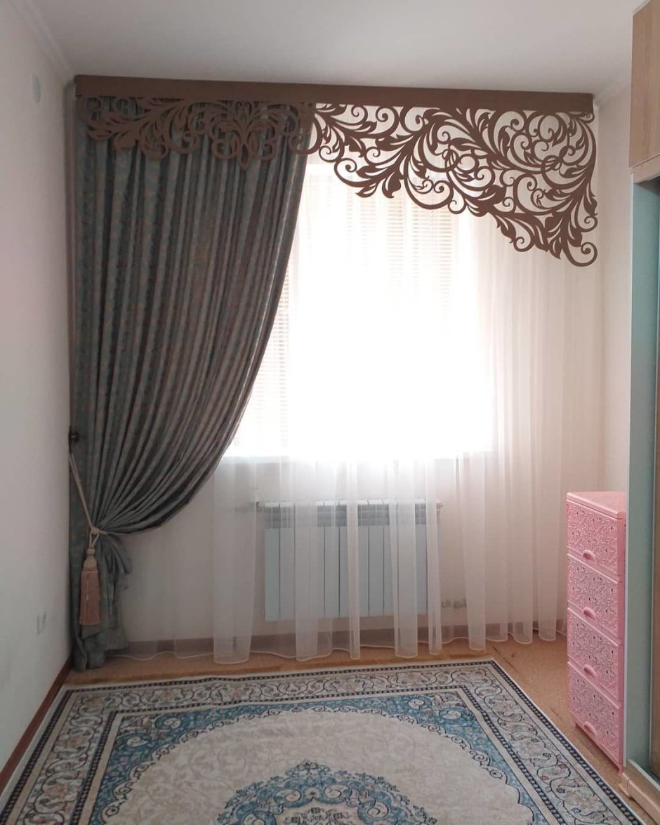 Шторы с ажурным ламбрекеном