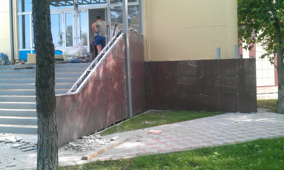 Узел цоколя из гранита