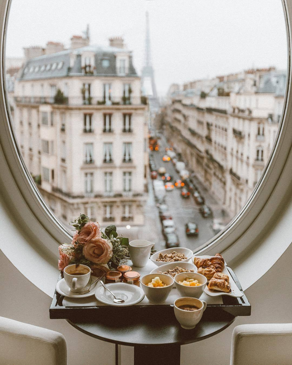 Парижский завтрак