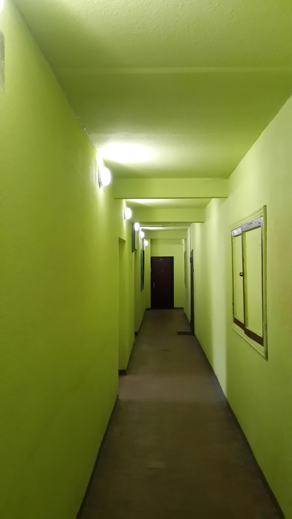 Освещение в подъезде