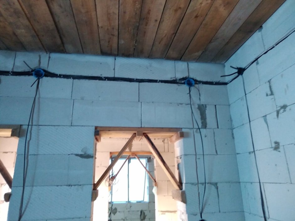 Прокладка электропроводки в газобетоне