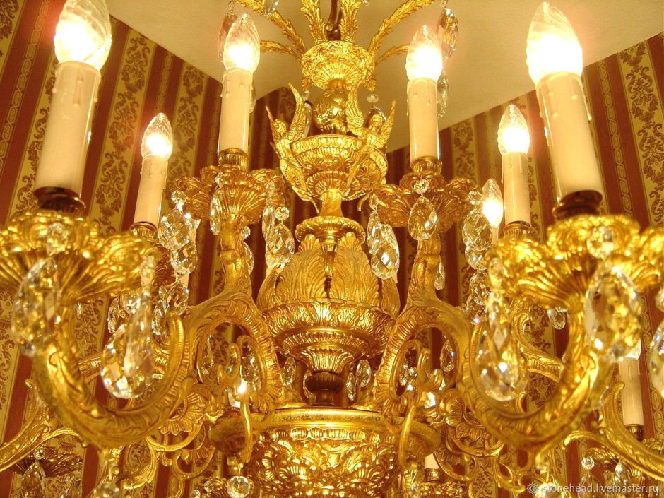 Люстра бронзовая антикварная