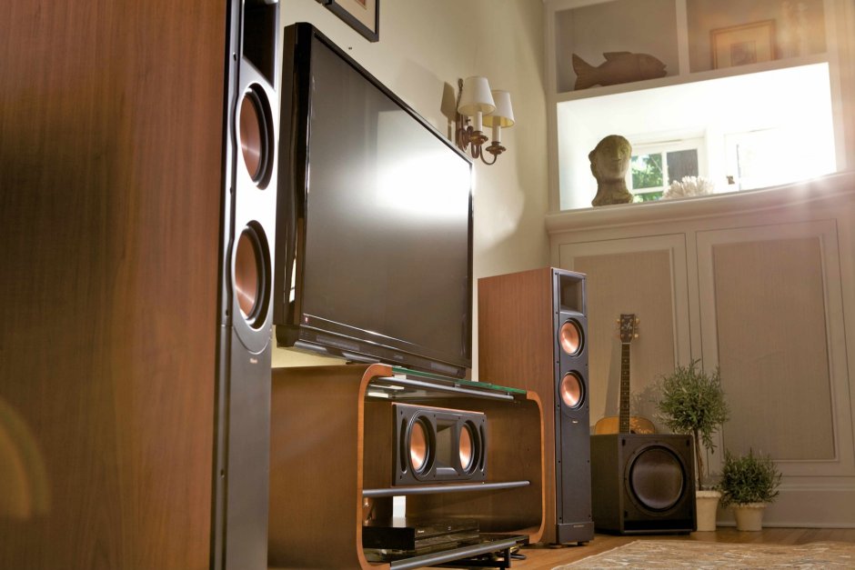 Speaker Room