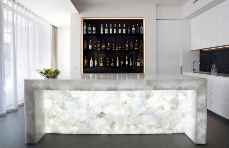 Caesarstone белый кварц 8141