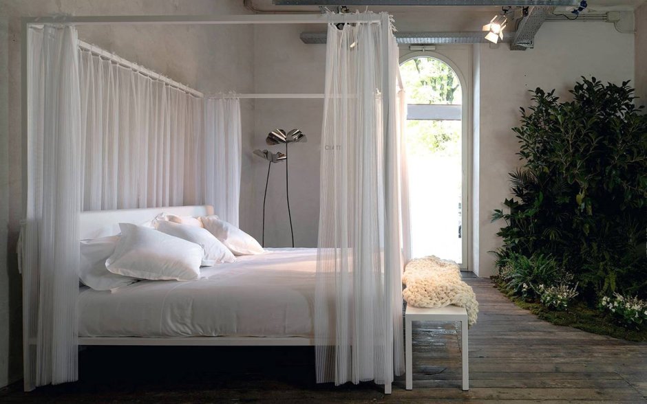 Кровать " Афина " с балдахином