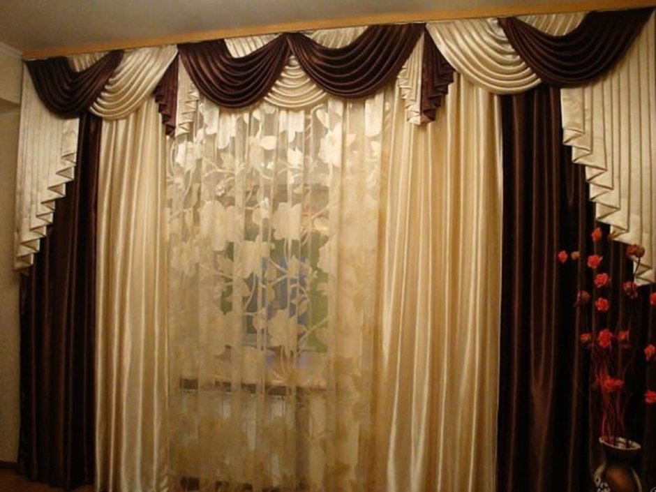 Ночные шторы для зала с ламбрекеном