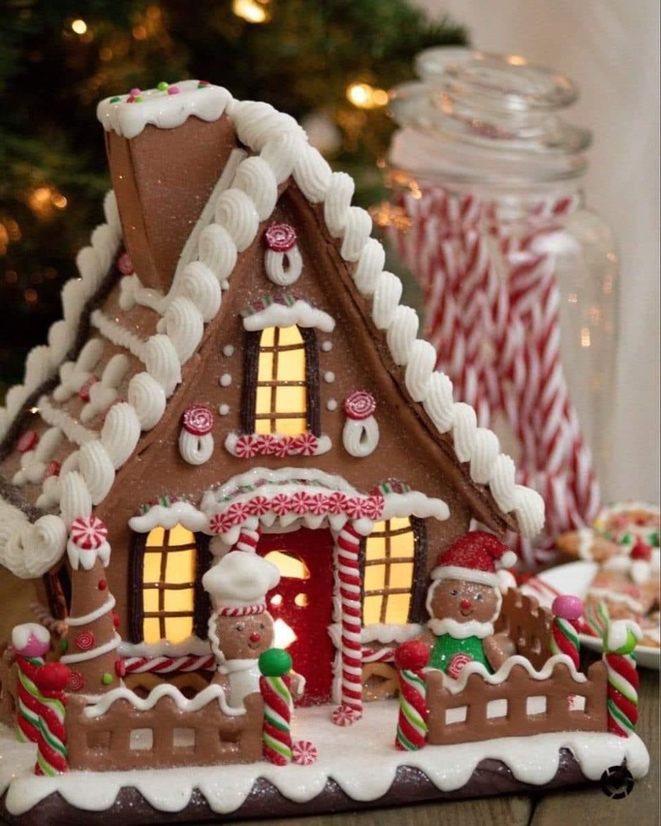 Пряничный домик Gingerbread House