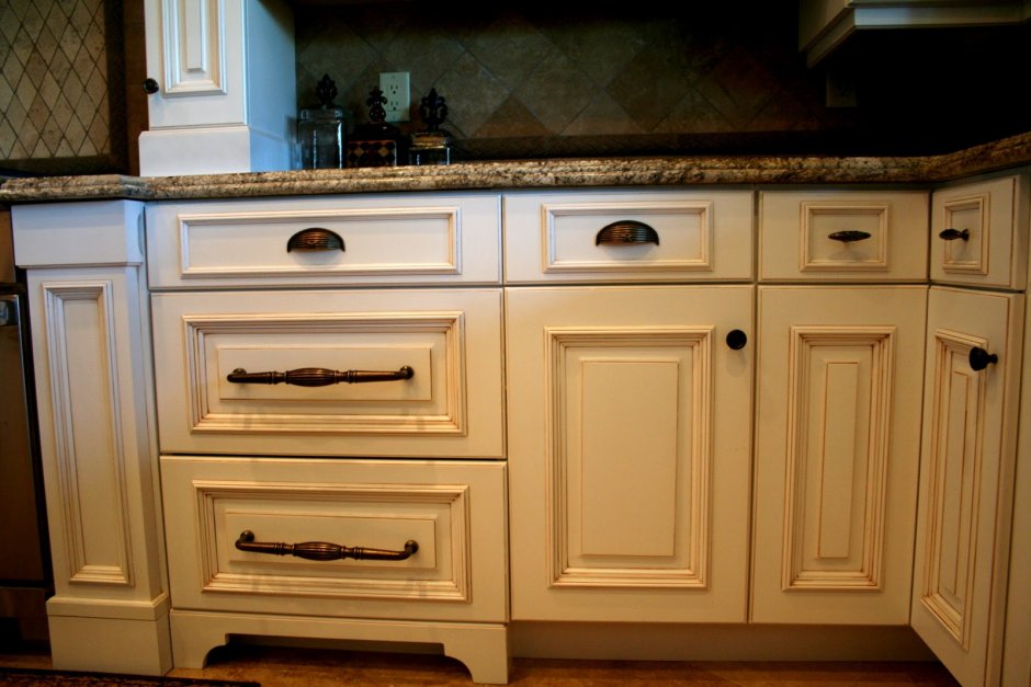 Kitchen Hardware
