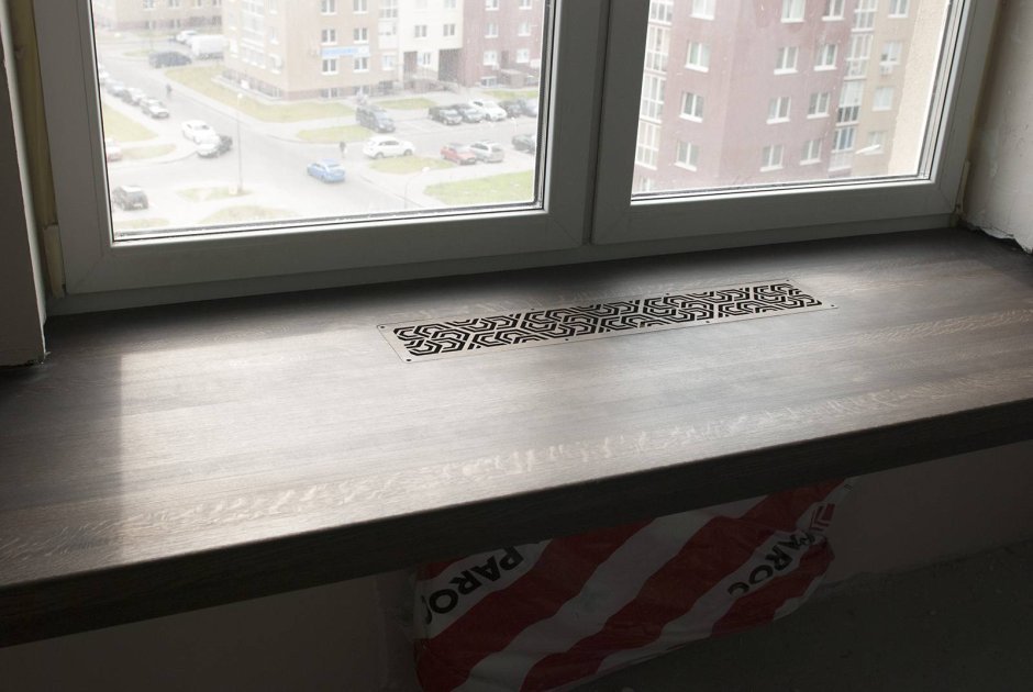 Вырезы в столешнице под батарею