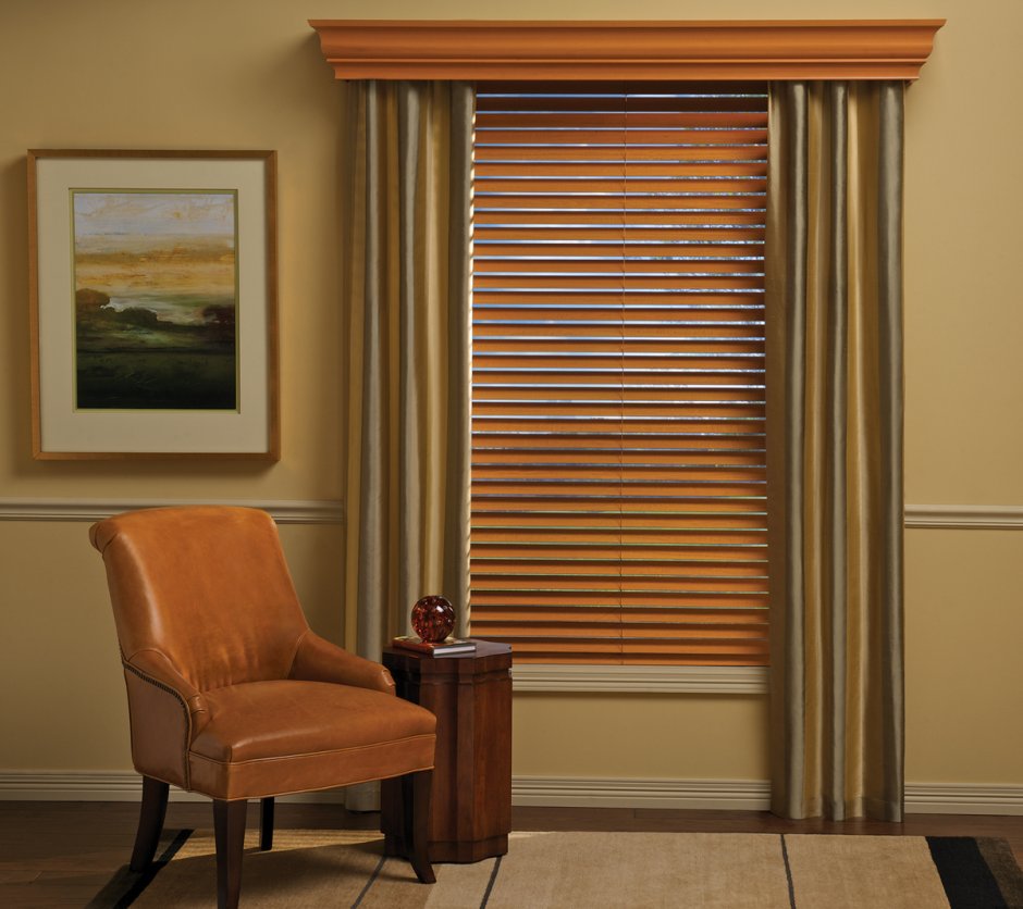 Hunter Douglas карниз