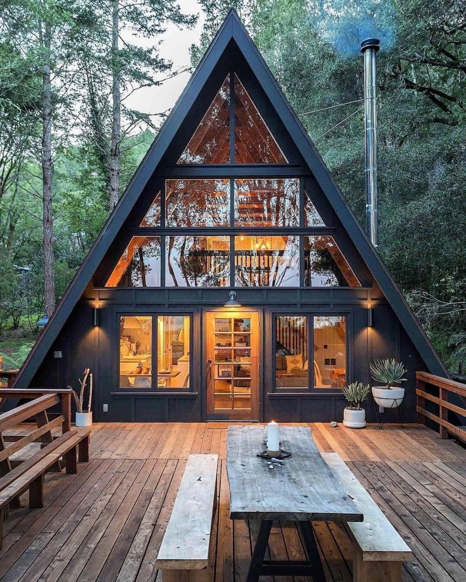 Дом-шалаш (или a-frame House )