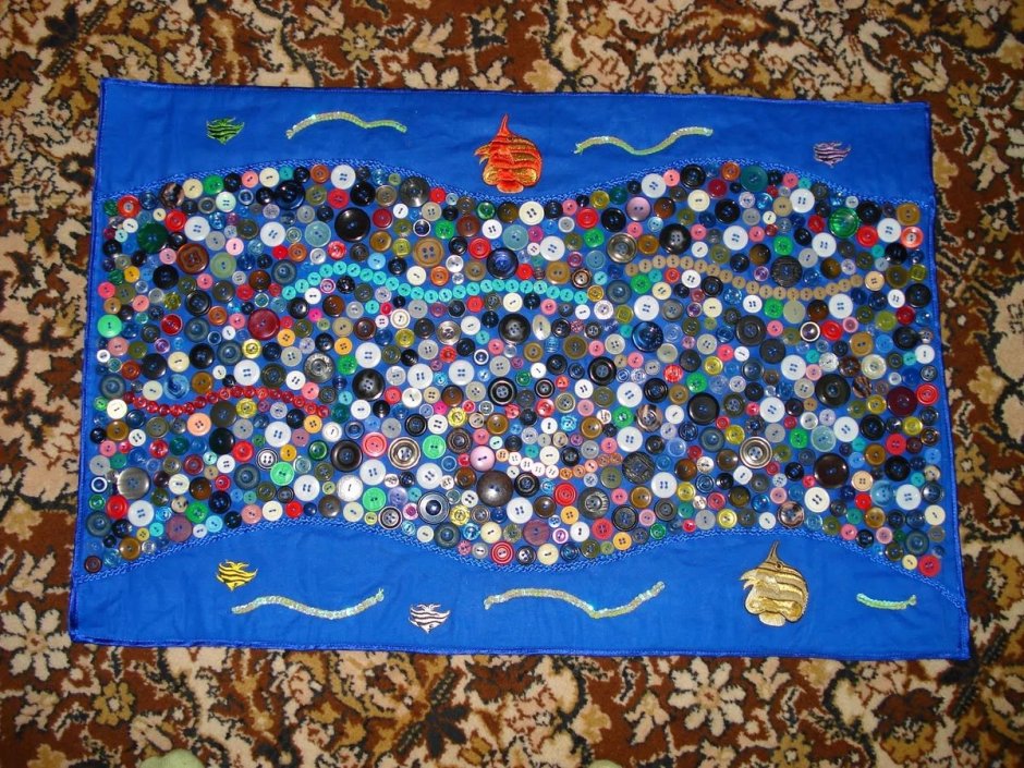 Массажный коврик из пуговиц