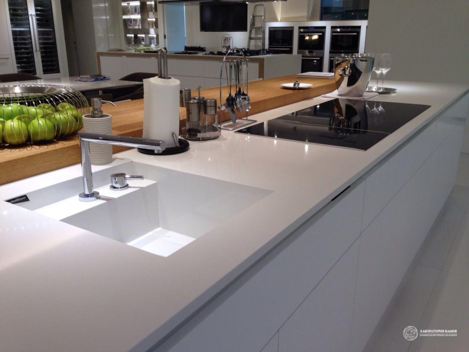 Crystal Polar White technistone