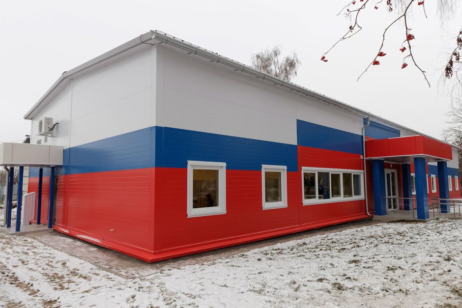 Спортивные здания из сэндвич панелей