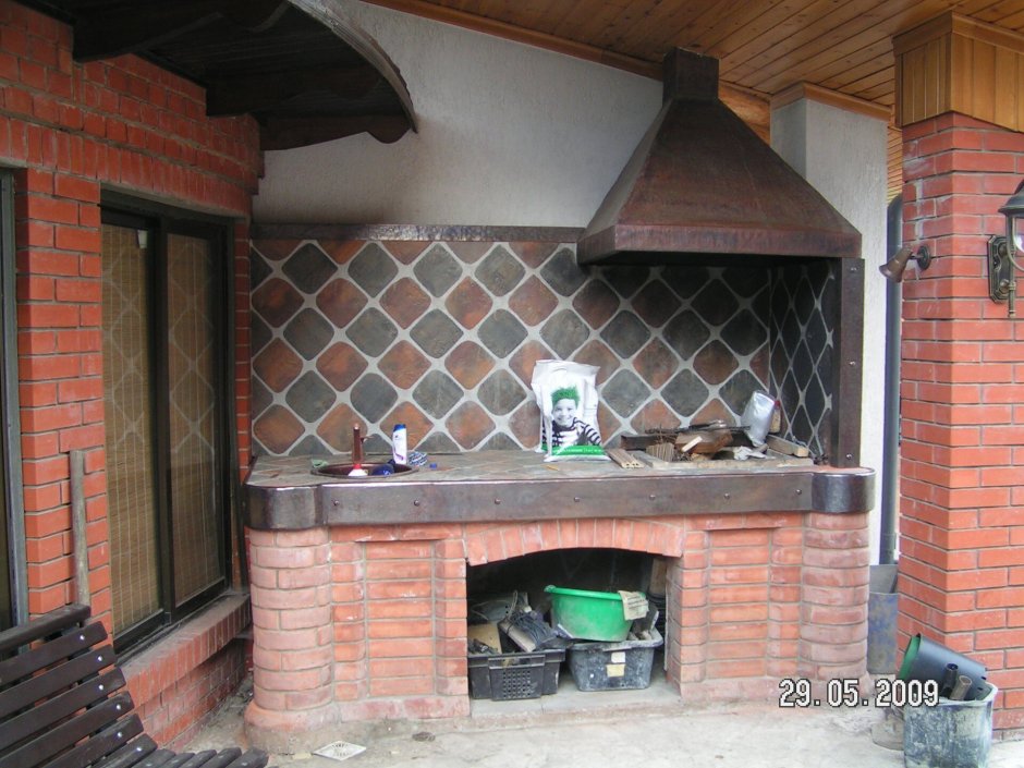 Вытяжка для кирпичной печки