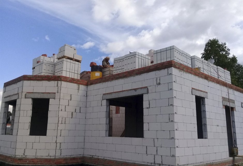 Стройка из газобетона