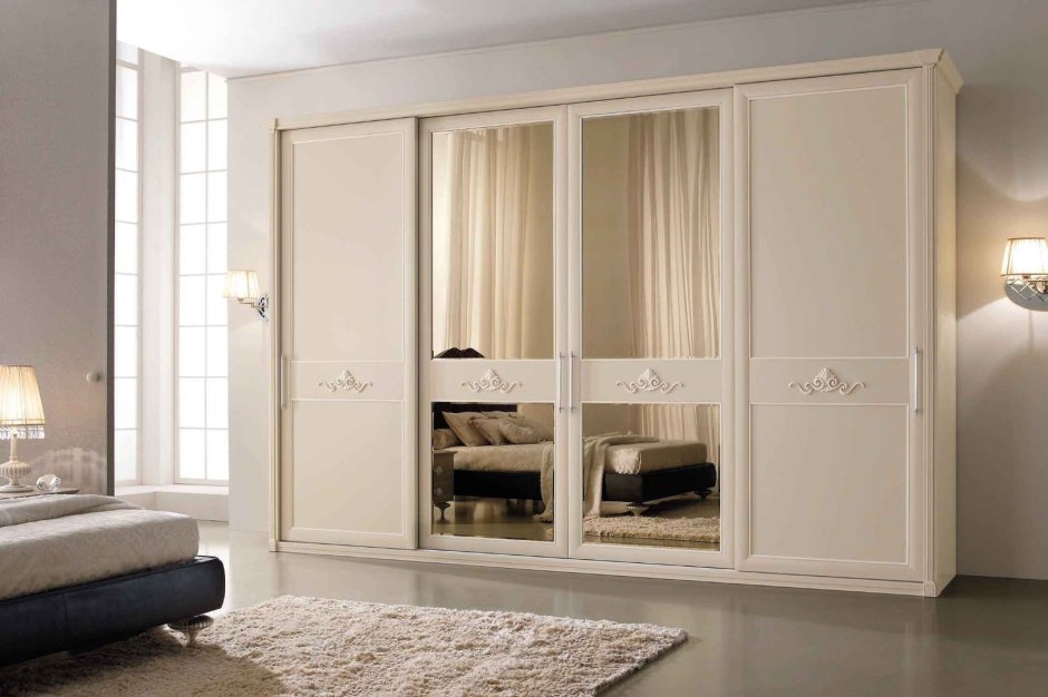 Итальянский шкаф Ferretti &Ferretti