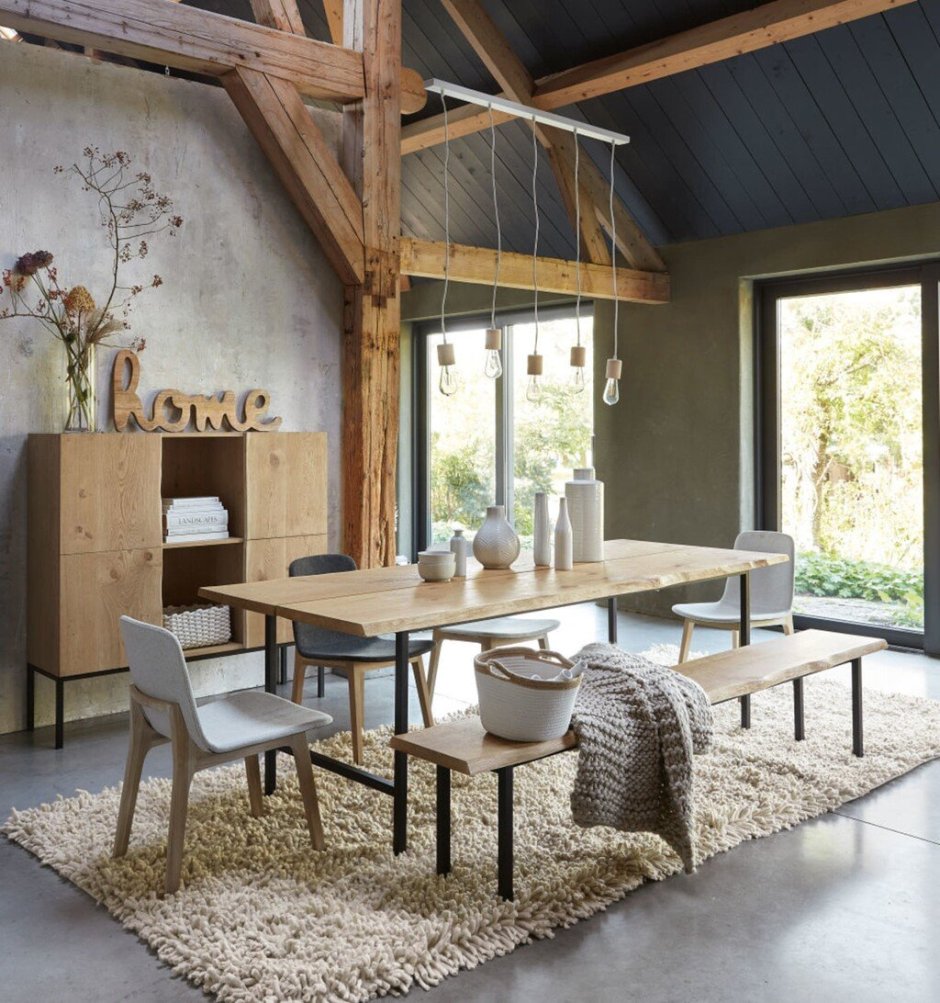 Table and Wool