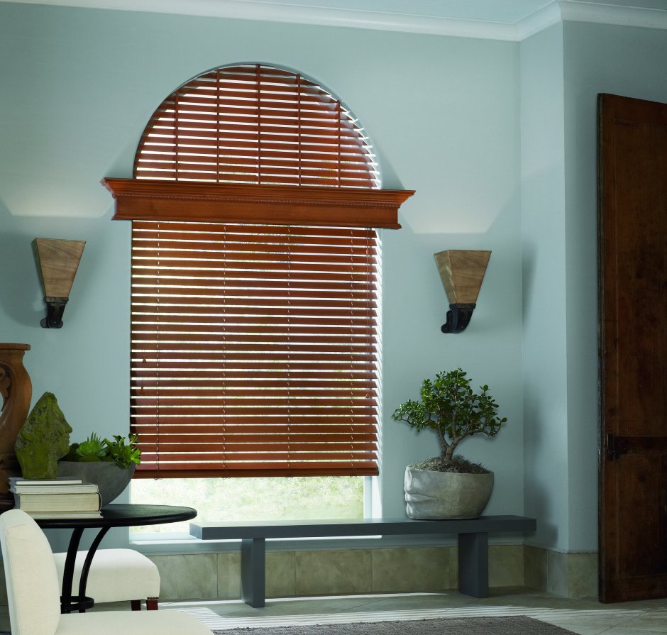 Hunter Douglas карниз