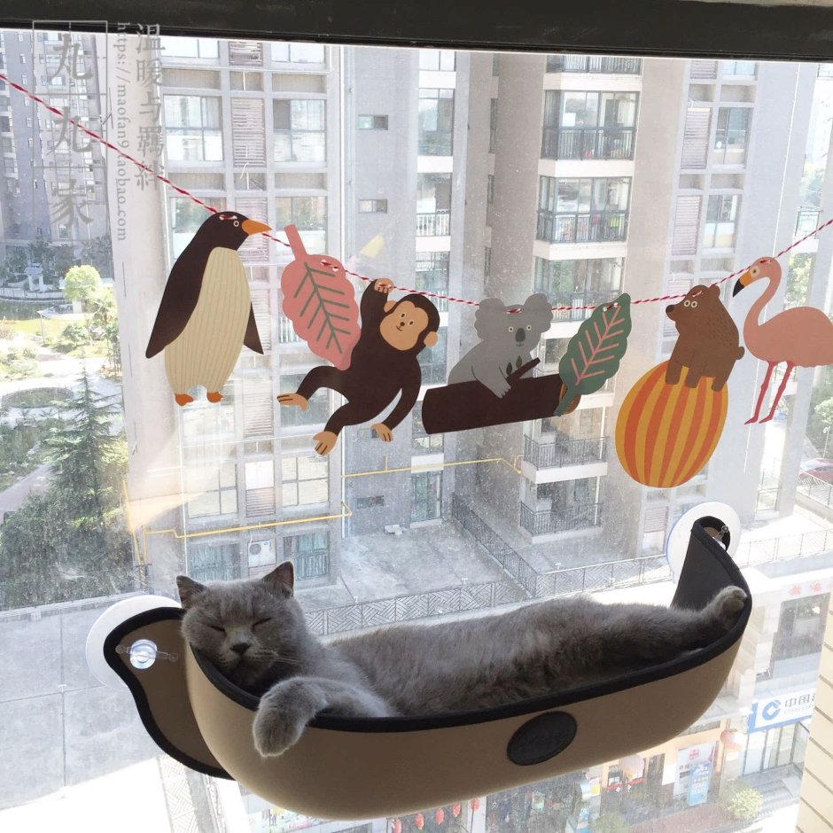 Гамак для кота на окно