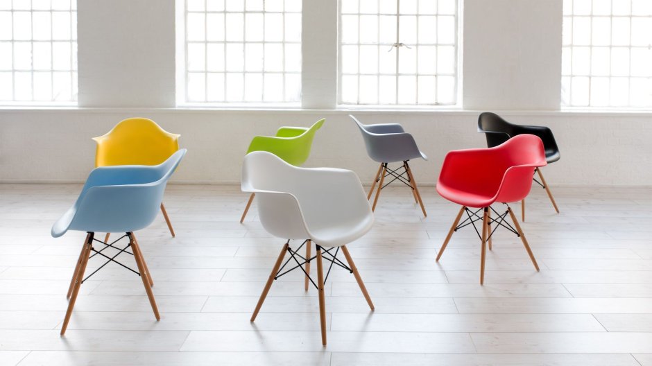 Стул Leon Eames в интерьере