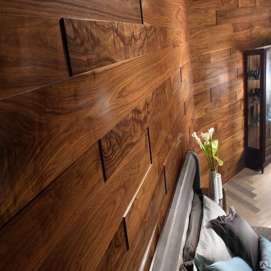 Отделка стен деревом