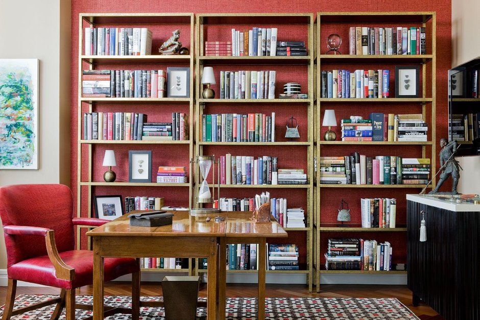 Советские книжные полки в современном интерьере