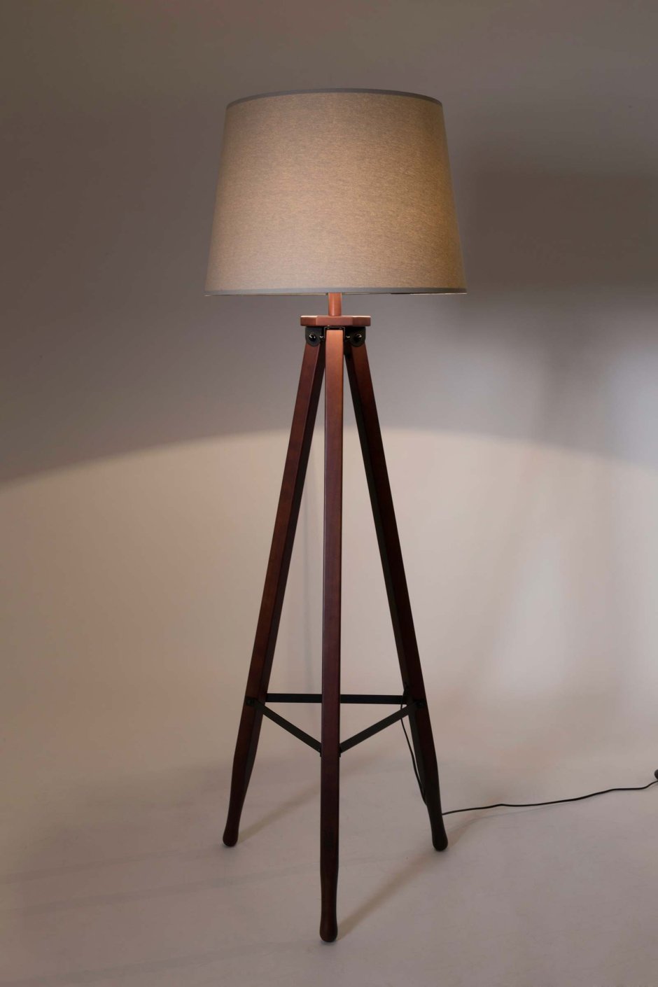 Торшер Dutchbone