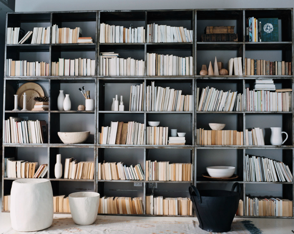 Книжный стеллаж серый