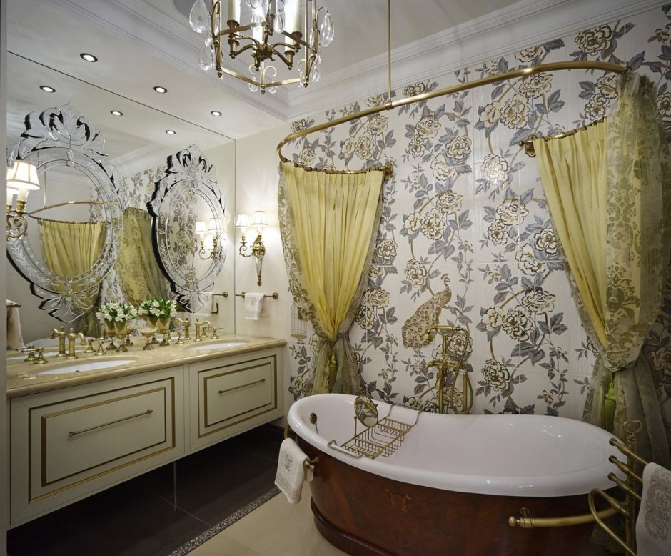 Стильная ванная комната в классическом стиле