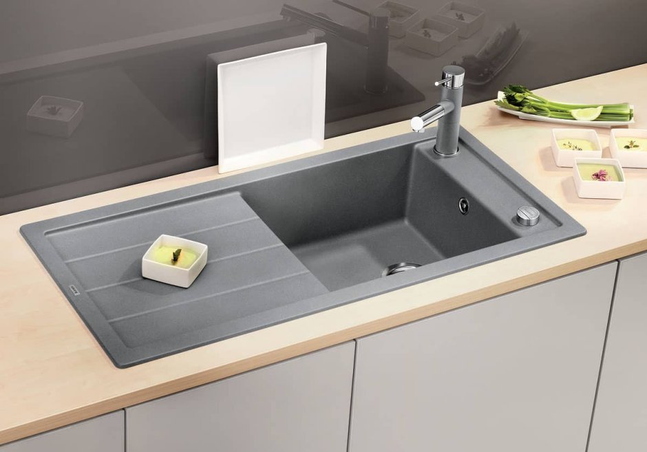 Blanco 230700
