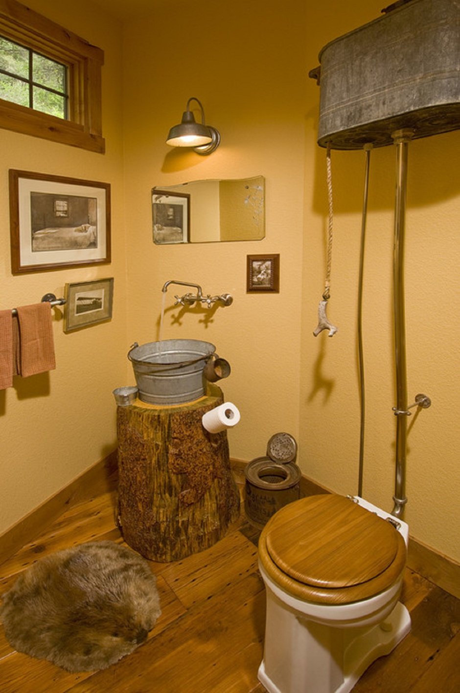 Туалет в деревенском стиле