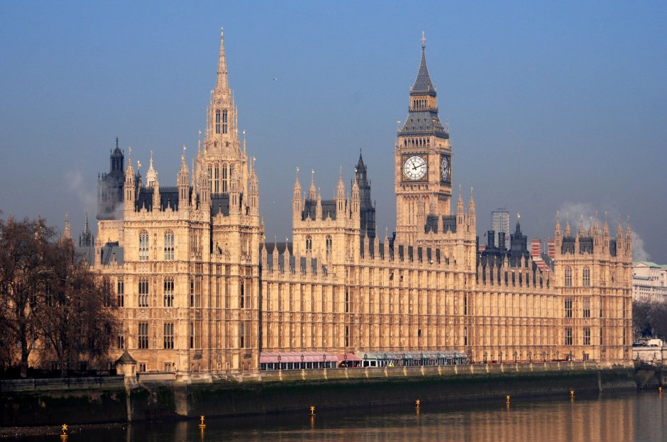 Здание парламента в лондоне