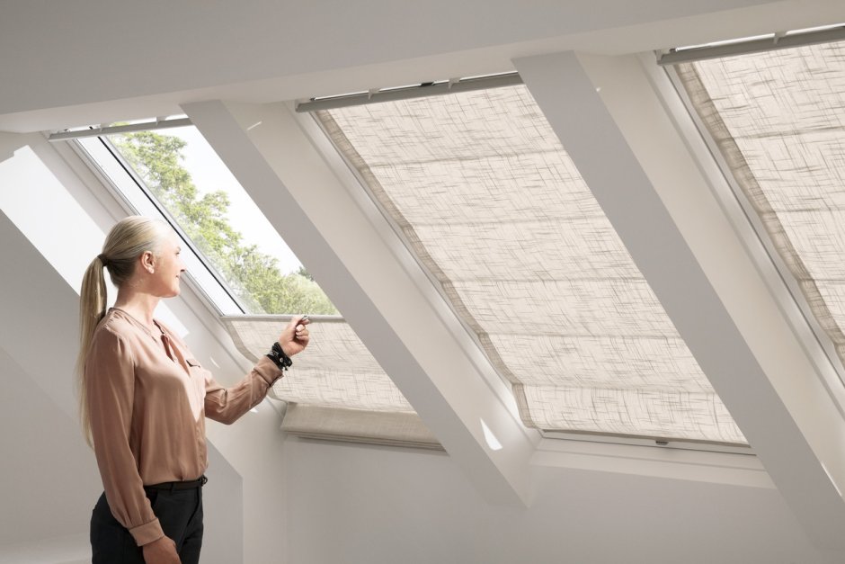 Римские шторы для мансардных окон Velux