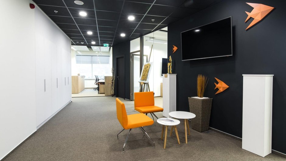 Белый интерьер офис